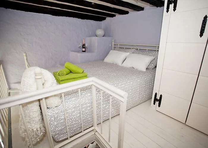 Aurora Tiny Apartman