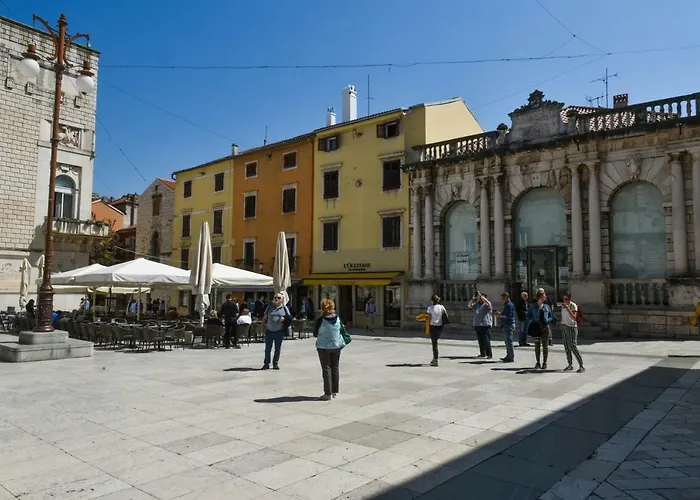 Aurora Tiny Apartament *